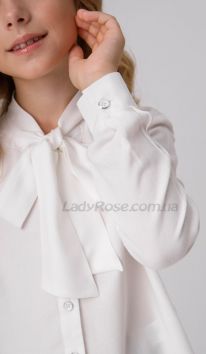 Біла блузка з коміром-бантом
